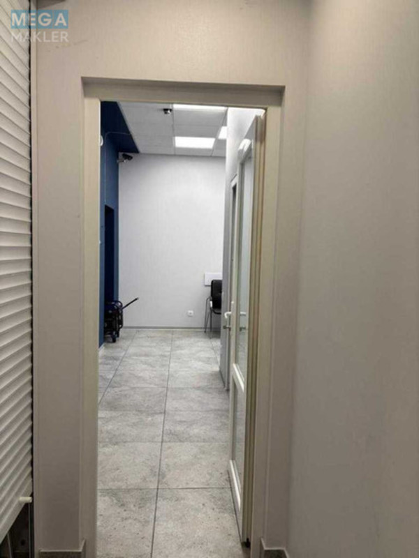 Продаж комерційної нерухомості, 73&nbsp;кв.м, <a class="location-link" href="/kiev/" title="Недвижимость Київ">Київ</a>, <a class="location-link" href="/kiev/podolskij/" title="Недвижимость Подільський район">Подільський р-н</a>, Копыловская ул., 2 (изображение 5)