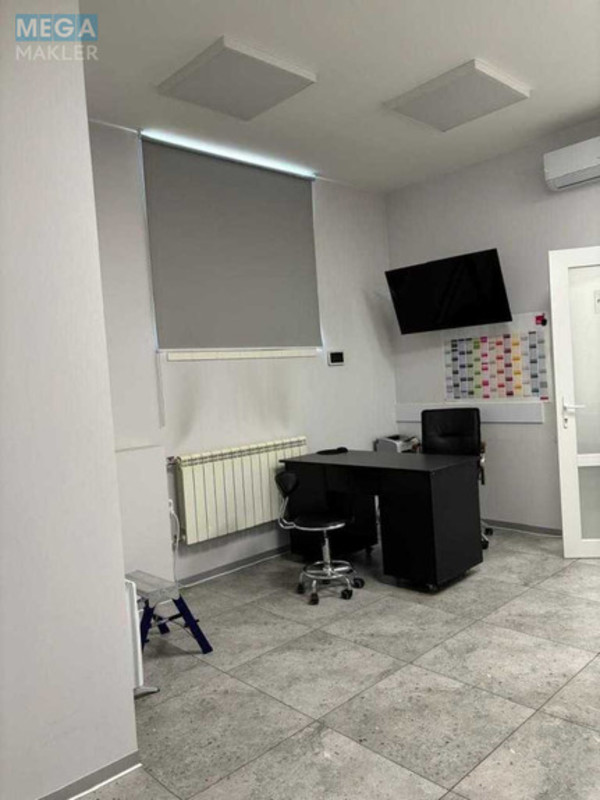 Продаж комерційної нерухомості, 73&nbsp;кв.м, <a class="location-link" href="/kiev/" title="Недвижимость Київ">Київ</a>, <a class="location-link" href="/kiev/podolskij/" title="Недвижимость Подільський район">Подільський р-н</a>, Копыловская ул., 2 (изображение 9)