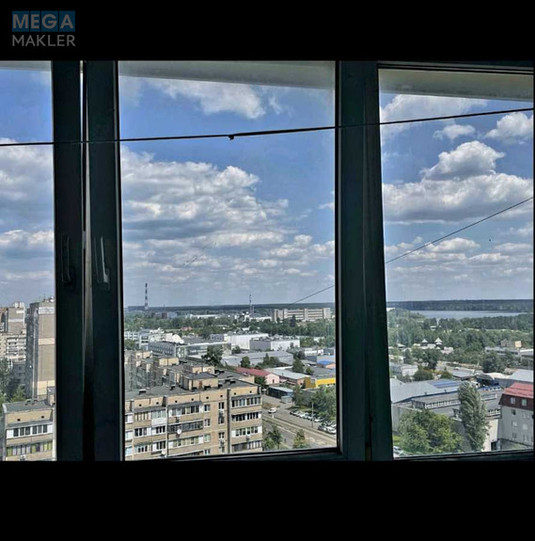 Продаж 3 кімнатної квартири (85/44/9), 16 пов. 16 пов. будинку, <a class="location-link" href="/kiev/" title="Недвижимость Київ">Київ</a>, <a class="location-link" href="/kiev/desnyanskij/" title="Недвижимость Деснянський район">Деснянський р-н</a>, Николая Закревского ул., 33 (изображение 3)