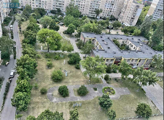 Продаж 3 кімнатної квартири (85/44/9), 16 пов. 16 пов. будинку, <a class="location-link" href="/kiev/" title="Недвижимость Київ">Київ</a>, <a class="location-link" href="/kiev/desnyanskij/" title="Недвижимость Деснянський район">Деснянський р-н</a>, Николая Закревского ул., 33 (изображение 8)