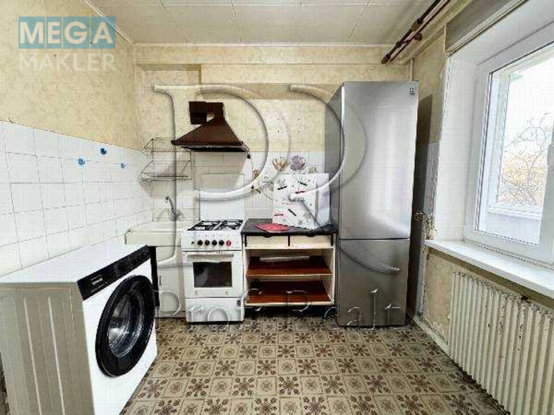 Продаж 1 кімнатної квартири (42/19/8), 5 пов. 9 пов. будинку, <a class="location-link" href="/kiev/" title="Недвижимость Київ">Київ</a>, <a class="location-link" href="/kiev/shevchenkovskij/" title="Недвижимость Шевченківський район">Шевченківський р-н</a>, Януша Корчака вулиця, 20А (изображение 10)