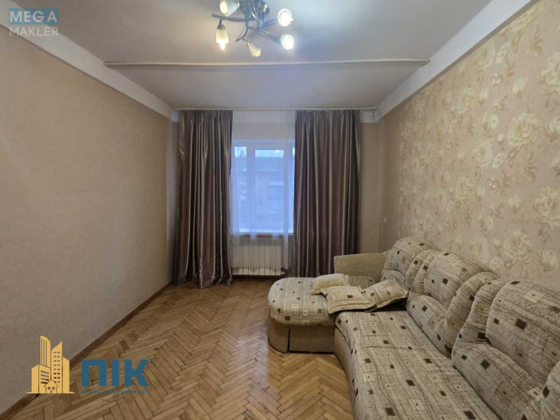 Продаж 2 кімнатної квартири (47/29/7,5), 4 пов. 5 пов. будинку, <a class="location-link" href="/kiev/" title="Недвижимость Київ">Київ</a>, <a class="location-link" href="/kiev/svyatoshinskij/" title="Недвижимость Святошинський район">Святошинський р-н</a>, Академика Вернадского бульв., 73 (изображение 10)