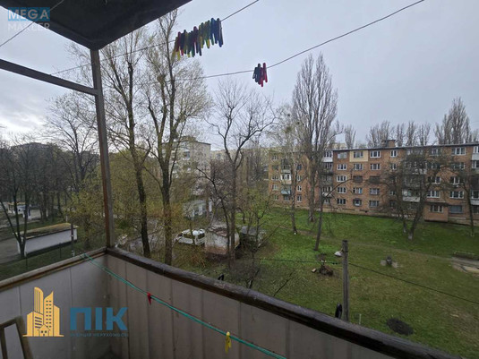 Продаж 2 кімнатної квартири (47/29/7,5), 4 пов. 5 пов. будинку, <a class="location-link" href="/kiev/" title="Недвижимость Київ">Київ</a>, <a class="location-link" href="/kiev/svyatoshinskij/" title="Недвижимость Святошинський район">Святошинський р-н</a>, Академика Вернадского бульв., 73 (изображение 17)