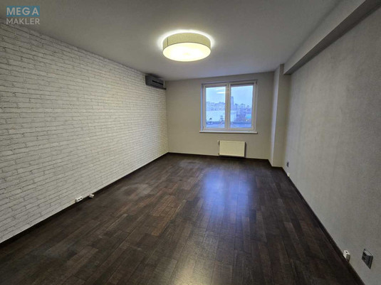 Продаж 4 кімнатної квартири (160/100/20), 5 пов. 9 пов. будинку, <a class="location-link" href="/kiev/" title="Недвижимость Київ">Київ</a>, <a class="location-link" href="/kiev/dneprovskij/" title="Недвижимость Дніпровський район">Дніпровський р-н</a>, Раисы Окипной ул., 4 (изображение 6)