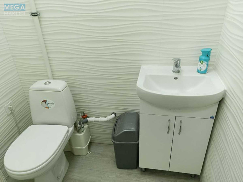 Оренда окремої будівлі/побудови, 25&nbsp;кв.м, <a class="location-link" href="/kiev/" title="Недвижимость Київ">Київ</a>, <a class="location-link" href="/kiev/darnickij/" title="Недвижимость Дарницький район">Дарницький р-н</a>, Центральна вул., 21А (изображение 7)