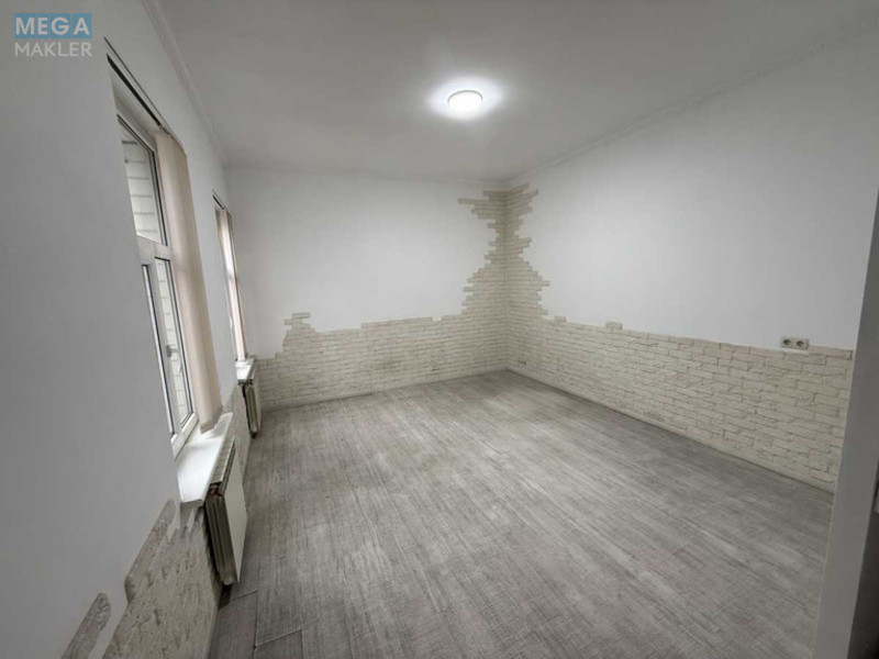 Оренда комерційної нерухомості, 197&nbsp;кв.м, под офис, <a class="location-link" href="/kiev/" title="Недвижимость Київ">Київ</a>, <a class="location-link" href="/kiev/shevchenkovskij/" title="Недвижимость Шевченківський район">Шевченківський р-н</a>, Трехсвятительская ул., 13 (изображение 5)