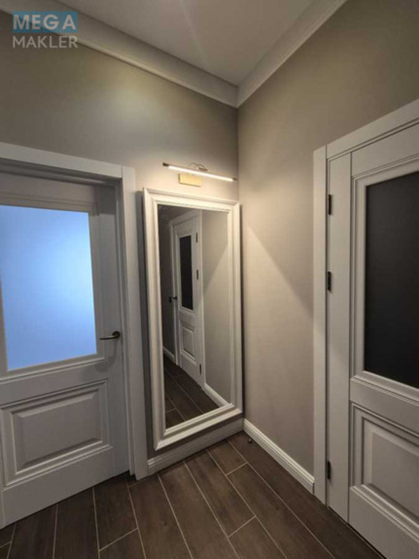 Оренда 2 кімнатної квартири, <a class="location-link" href="/kiev/" title="Недвижимость Київ">Київ</a>, <a class="location-link" href="/kiev/shevchenkovskij/" title="Недвижимость Шевченківський район">Шевченківський р-н</a>, Нагорная ул., 16 (изображение 18)