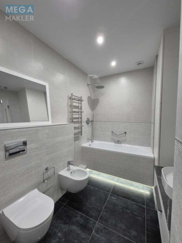 Оренда 2 кімнатної квартири, <a class="location-link" href="/kiev/" title="Недвижимость Київ">Київ</a>, <a class="location-link" href="/kiev/shevchenkovskij/" title="Недвижимость Шевченківський район">Шевченківський р-н</a>, Нагорная ул., 16 (изображение 25)