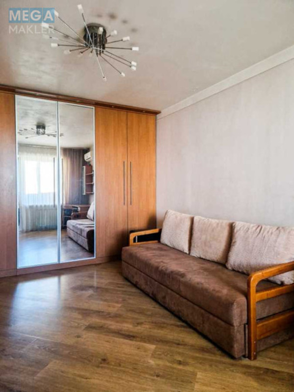 Оренда 1 кімнатної квартири, <a class="location-link" href="/kiev/" title="Недвижимость Київ">Київ</a>, <a class="location-link" href="/kiev/darnickij/" title="Недвижимость Дарницький район">Дарницький р-н</a>, Ревуцкого ул., 42б (изображение 3)