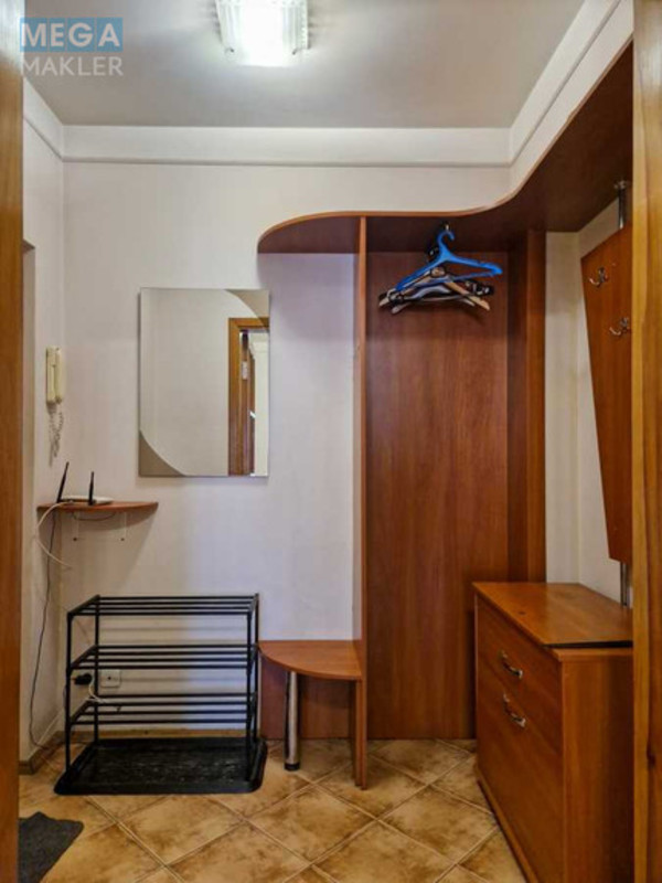 Оренда 1 кімнатної квартири, <a class="location-link" href="/kiev/" title="Недвижимость Київ">Київ</a>, <a class="location-link" href="/kiev/darnickij/" title="Недвижимость Дарницький район">Дарницький р-н</a>, Ревуцкого ул., 42б (изображение 6)