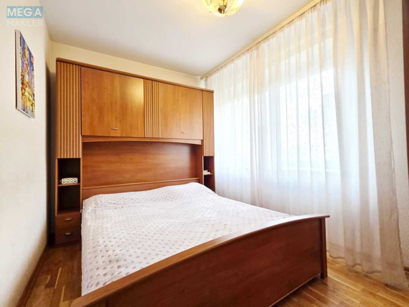 Оренда 2 кімнатної квартири, <a class="location-link" href="/kiev/" title="Недвижимость Київ">Київ</a>, <a class="location-link" href="/kiev/goloseevskij/" title="Недвижимость Голосіївський район">Голосіївський р-н</a>, Антоновича вул., 91/14 (изображение 5)