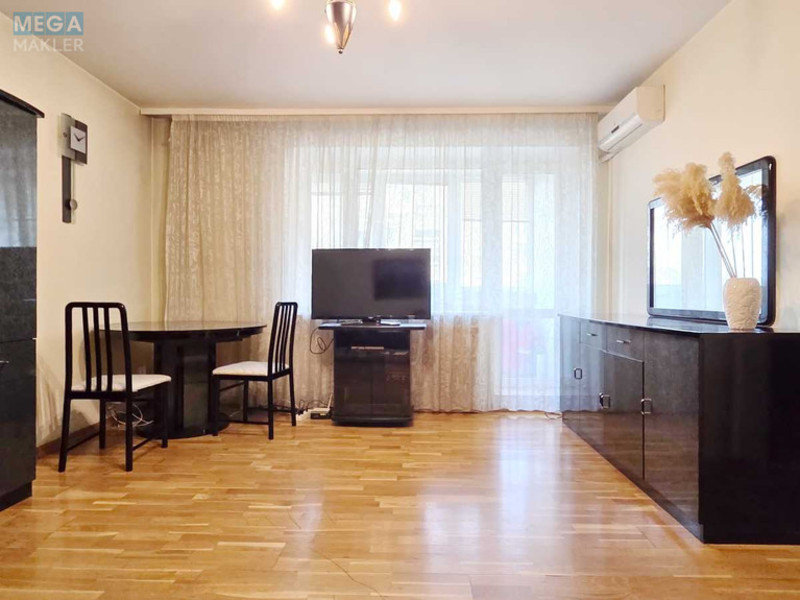 Оренда 2 кімнатної квартири, <a class="location-link" href="/kiev/" title="Недвижимость Київ">Київ</a>, <a class="location-link" href="/kiev/goloseevskij/" title="Недвижимость Голосіївський район">Голосіївський р-н</a>, Антоновича вул., 91/14 (изображение 7)