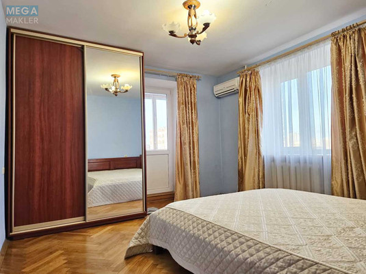 Оренда 3 кімнатної квартири, <a class="location-link" href="/kiev/" title="Недвижимость Київ">Київ</a>, <a class="location-link" href="/kiev/goloseevskij/" title="Недвижимость Голосіївський район">Голосіївський р-н</a>, Валерія Лобановського просп., 128 (изображение 6)