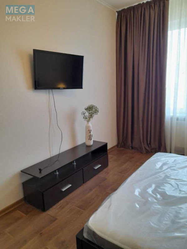 Оренда 1 кімнатної квартири, <a class="location-link" href="/kiev/" title="Недвижимость Київ">Київ</a>, <a class="location-link" href="/kiev/darnickij/" title="Недвижимость Дарницький район">Дарницький р-н</a>, Ревуцького вул., 54 (изображение 7)