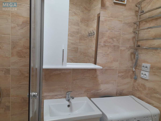 Оренда 1 кімнатної квартири, <a class="location-link" href="/kiev/" title="Недвижимость Київ">Київ</a>, <a class="location-link" href="/kiev/darnickij/" title="Недвижимость Дарницький район">Дарницький р-н</a>, Ревуцького вул., 54 (изображение 11)