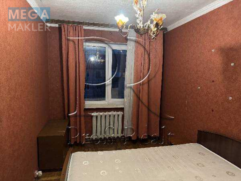 Продаж 2 кімнатної квартири (45/25/6), 5 пов. 5 пов. будинку, <a class="location-link" href="/kiev/" title="Недвижимость Київ">Київ</a>, <a class="location-link" href="/kiev/solomenskij/" title="Недвижимость Солом'янський район">Солом'янський р-н</a>, Василенка Миколи вулиця, 11 (изображение 3)