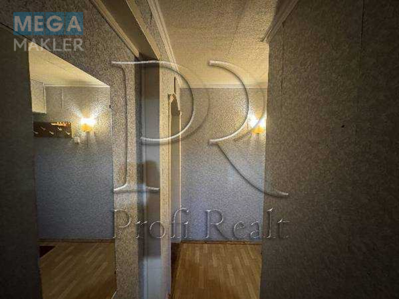 Продаж 2 кімнатної квартири (45/25/6), 5 пов. 5 пов. будинку, <a class="location-link" href="/kiev/" title="Недвижимость Київ">Київ</a>, <a class="location-link" href="/kiev/solomenskij/" title="Недвижимость Солом'янський район">Солом'янський р-н</a>, Василенка Миколи вулиця, 11 (изображение 9)