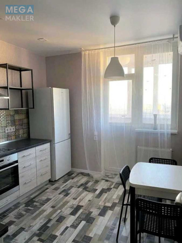 Продаж 2 кімнатної квартири (63/40/12), 25 пов. 25 пов. будинку, <a class="location-link" href="/kiev/" title="Недвижимость Київ">Київ</a>, <a class="location-link" href="/kiev/goloseevskij/" title="Недвижимость Голосіївський район">Голосіївський р-н</a>, Михайла Ломоносова вул., 34б (изображение 3)