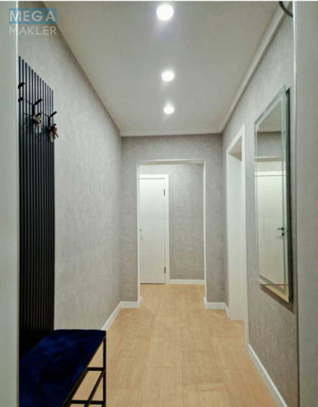 Оренда 2 кімнатної квартири, <a class="location-link" href="/kiev/" title="Недвижимость Київ">Київ</a>, <a class="location-link" href="/kiev/solomenskij/" title="Недвижимость Солом'янський район">Солом'янський р-н</a>, Соломенская ул., 10 (изображение 6)