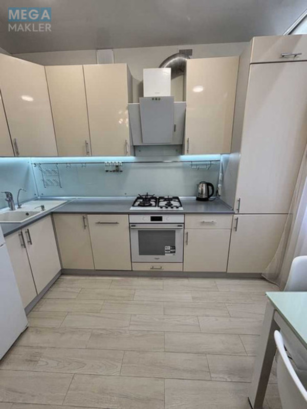 Продаж 1 кімнатної квартири (39/18/10), 4 пов. 10 пов. будинку, <a class="location-link" href="/sofievskaya-borshagovka/" title="Недвижимость Софіївська Борщагівка">Софіївська Борщагівка</a>, Боголюбова (изображение 4)