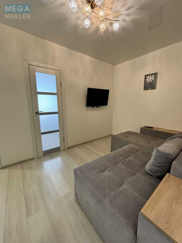 Продаж 1 кімнатної квартири (39/18/10), 4 пов. 10 пов. будинку, <a class="location-link" href="/sofievskaya-borshagovka/" title="Недвижимость Софіївська Борщагівка">Софіївська Борщагівка</a>, Боголюбова (изображение 12)