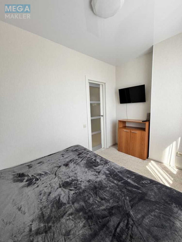 Продаж 1 кімнатної квартири (39/18/10), 4 пов. 10 пов. будинку, <a class="location-link" href="/sofievskaya-borshagovka/" title="Недвижимость Софіївська Борщагівка">Софіївська Борщагівка</a>, Боголюбова (изображение 14)