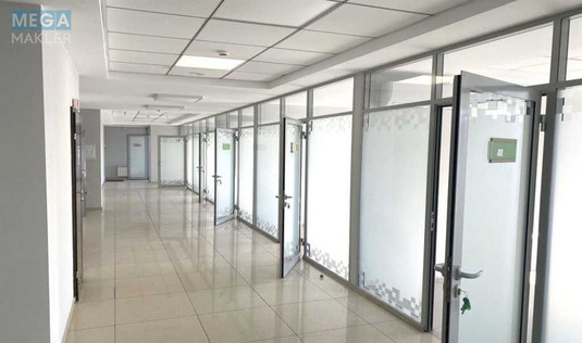 Оренда комерційної нерухомості, 5&nbsp;016&nbsp;кв.м, под офис, <a class="location-link" href="/kiev/" title="Недвижимость Київ">Київ</a>, <a class="location-link" href="/kiev/pecherskij/" title="Недвижимость Печерський район">Печерський р-н</a>, Старонаводницька вул., 19/25 (изображение 2)