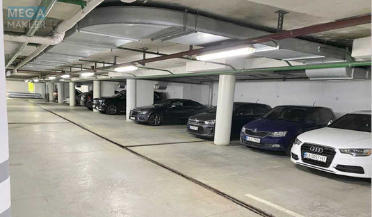 Оренда комерційної нерухомості, 5&nbsp;016&nbsp;кв.м, под офис, <a class="location-link" href="/kiev/" title="Недвижимость Київ">Київ</a>, <a class="location-link" href="/kiev/pecherskij/" title="Недвижимость Печерський район">Печерський р-н</a>, Старонаводницька вул., 19/25 (изображение 4)