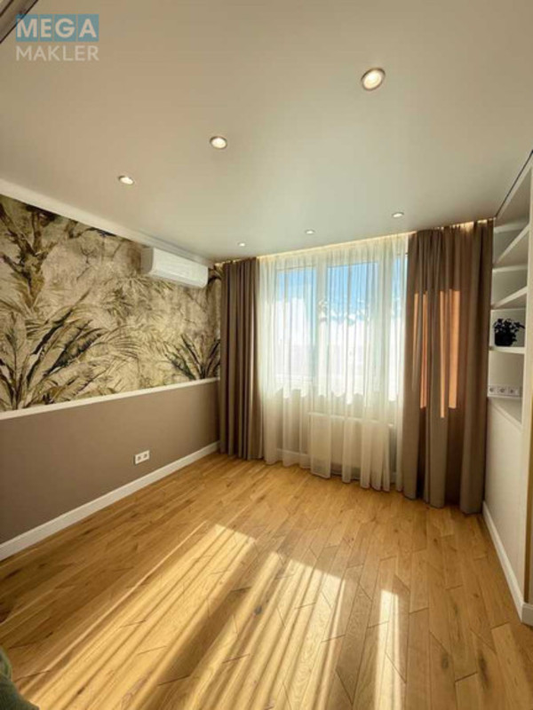 Продаж 1 кімнатної квартири (52/19/18), 20 пов. 23 пов. будинку, <a class="location-link" href="/kiev/" title="Недвижимость Київ">Київ</a>, <a class="location-link" href="/kiev/solomenskij/" title="Недвижимость Солом'янський район">Солом'янський р-н</a>, Михайла Максимовича вул., 32а (изображение 6)