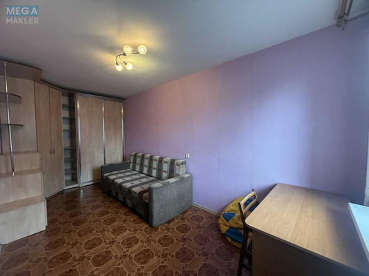 Продаж 2 кімнатної квартири (45,5/33/6), 4 пов. 5 пов. будинку, <a class="location-link" href="/kiev/" title="Недвижимость Київ">Київ</a>, <a class="location-link" href="/kiev/solomenskij/" title="Недвижимость Солом'янський район">Солом'янський р-н</a>, Любомира Гузара просп., 8 (изображение 8)