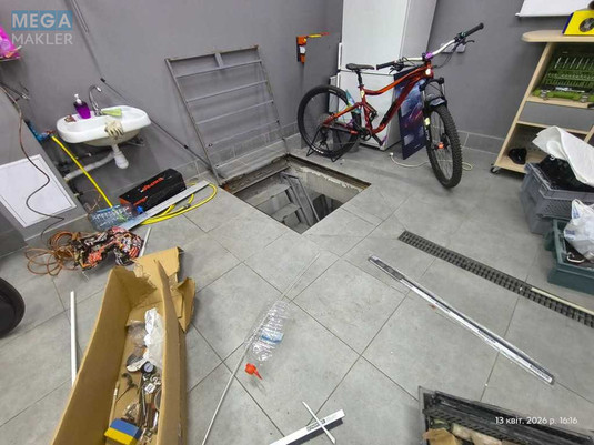 Продаж комерційної нерухомості, 133&nbsp;кв.м, <a class="location-link" href="/kiev/" title="Недвижимость Київ">Київ</a>, <a class="location-link" href="/kiev/desnyanskij/" title="Недвижимость Деснянський район">Деснянський р-н</a>, Крайня вул., 13 (изображение 2)