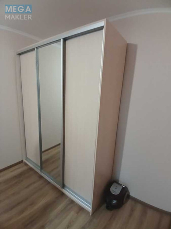 Оренда 1 кімнатної квартири, <a class="location-link" href="/kiev/" title="Недвижимость Київ">Київ</a>, <a class="location-link" href="/kiev/darnickij/" title="Недвижимость Дарницький район">Дарницький р-н</a>, Бориса Гмирі вул., 14 (изображение 13)