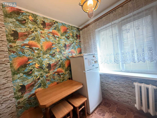 Продаж 2 кімнатної квартири (45,4/33/6), 4 пов. 5 пов. будинку, <a class="location-link" href="/kiev/" title="Недвижимость Київ">Київ</a>, <a class="location-link" href="/kiev/solomenskij/" title="Недвижимость Солом'янський район">Солом'янський р-н</a>, Любомира Гузара просп., 8 (изображение 2)