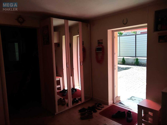 Продаж дома, 2&nbsp;поверху, 42&nbsp;кв.м, 2&nbsp;кімнати, ділянка 6&nbsp;соток, <a class="location-link" href="/kiev/" title="Недвижимость Київ">Київ</a>, <a class="location-link" href="/kiev/svyatoshinskij/" title="Недвижимость Святошинський район">Святошинський р-н</a>, Академика Палладина просп. (изображение 13)