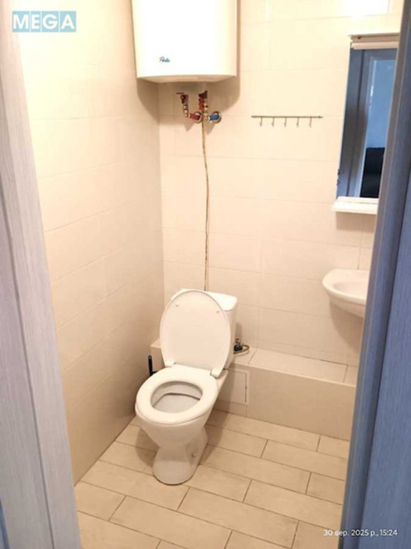 Оренда 1 кімнатної квартири, <a class="location-link" href="/kiev/" title="Недвижимость Київ">Київ</a>, <a class="location-link" href="/kiev/svyatoshinskij/" title="Недвижимость Святошинський район">Святошинський р-н</a>, Олевская ул., 13/50 (изображение 9)