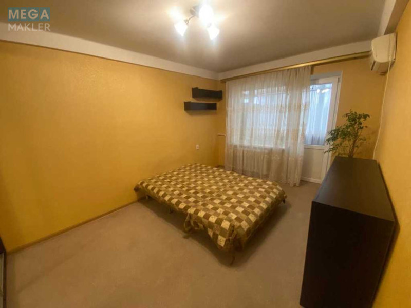 Оренда 1 кімнатної квартири, <a class="location-link" href="/kiev/" title="Недвижимость Київ">Київ</a>, <a class="location-link" href="/kiev/dneprovskij/" title="Недвижимость Дніпровський район">Дніпровський р-н</a>, Перова бульв., 10 (изображение 2)