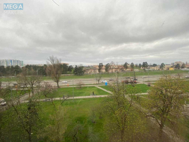 Оренда 1 кімнатної квартири, <a class="location-link" href="/kiev/" title="Недвижимость Київ">Київ</a>, <a class="location-link" href="/kiev/dneprovskij/" title="Недвижимость Дніпровський район">Дніпровський р-н</a>, Перова бульв., 10 (изображение 5)