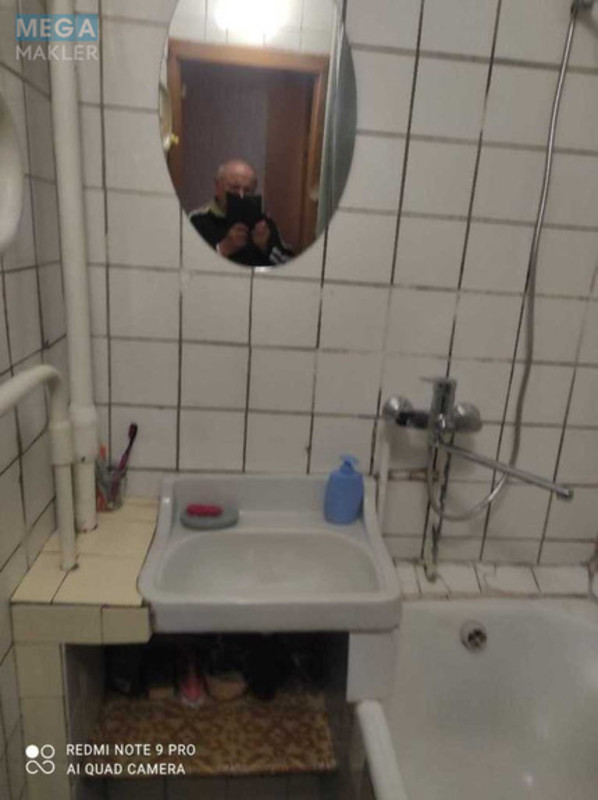 Оренда 3 кімнатної квартири, <a class="location-link" href="/kiev/" title="Недвижимость Київ">Київ</a>, <a class="location-link" href="/kiev/pecherskij/" title="Недвижимость Печерський район">Печерський р-н</a>, Саперне Поле вул., 26 (изображение 17)