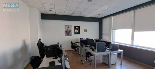 Оренда комерційної нерухомості, 350&nbsp;кв.м, под офис, <a class="location-link" href="/kiev/" title="Недвижимость Київ">Київ</a>, <a class="location-link" href="/kiev/dneprovskij/" title="Недвижимость Дніпровський район">Дніпровський р-н</a>, Евгения Сверстюка ул., 11 (изображение 9)