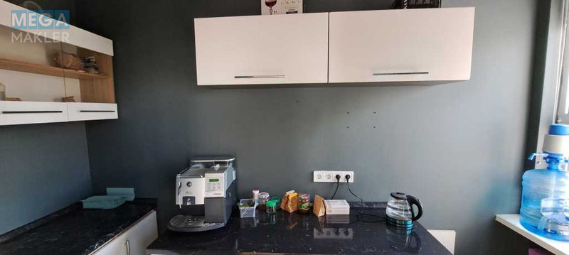 Оренда комерційної нерухомості, 350&nbsp;кв.м, под офис, <a class="location-link" href="/kiev/" title="Недвижимость Київ">Київ</a>, <a class="location-link" href="/kiev/dneprovskij/" title="Недвижимость Дніпровський район">Дніпровський р-н</a>, Евгения Сверстюка ул., 11 (изображение 15)