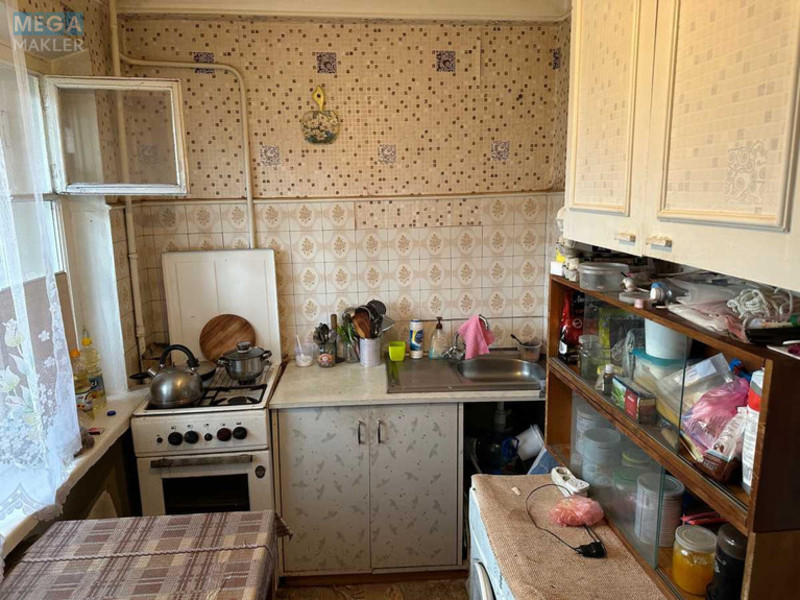 Оренда 1 кімнатної квартири, <a class="location-link" href="/kiev/" title="Недвижимость Київ">Київ</a>, <a class="location-link" href="/kiev/solomenskij/" title="Недвижимость Солом'янський район">Солом'янський р-н</a>, Чоколовский бульв., 11 (изображение 5)