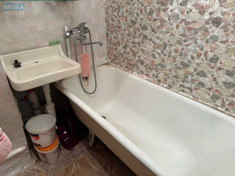 Оренда 1 кімнатної квартири, <a class="location-link" href="/kiev/" title="Недвижимость Київ">Київ</a>, <a class="location-link" href="/kiev/solomenskij/" title="Недвижимость Солом'янський район">Солом'янський р-н</a>, Чоколовский бульв., 11 (изображение 12)