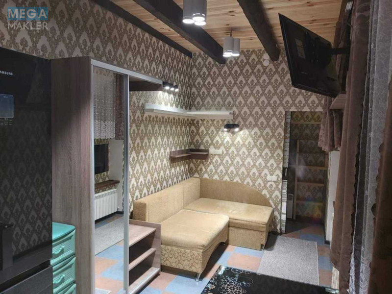 Оренда 4 кімнатні квартири, <a class="location-link" href="/kiev/" title="Недвижимость Київ">Київ</a>, <a class="location-link" href="/kiev/goloseevskij/" title="Недвижимость Голосіївський район">Голосіївський р-н</a>, Листопадна вул., 2 (изображение 2)