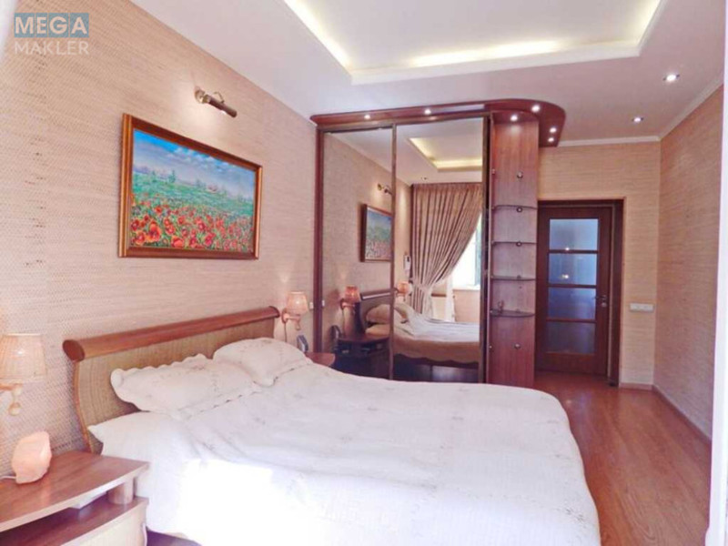 Оренда 2 кімнатної квартири, <a class="location-link" href="/kiev/" title="Недвижимость Київ">Київ</a>, <a class="location-link" href="/kiev/pecherskij/" title="Недвижимость Печерський район">Печерський р-н</a>, Мечникова ул., 16 (изображение 4)