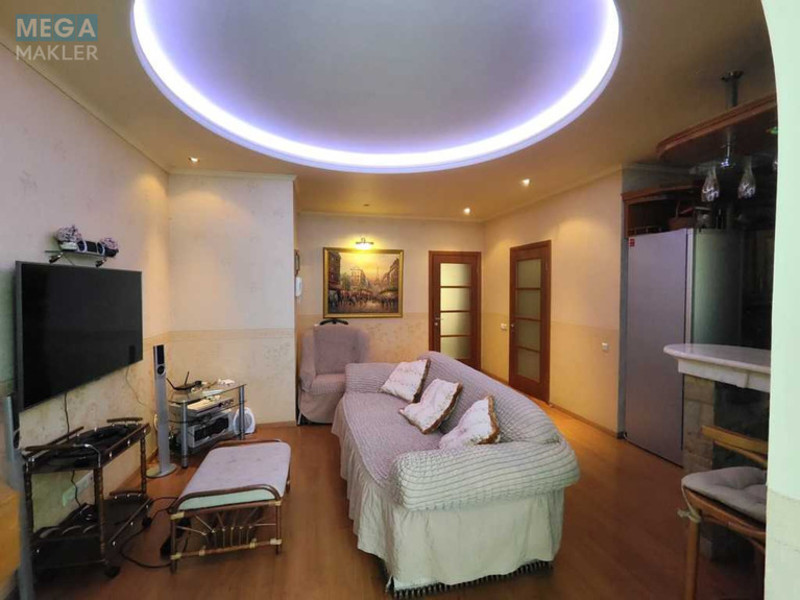 Оренда 2 кімнатної квартири, <a class="location-link" href="/kiev/" title="Недвижимость Київ">Київ</a>, <a class="location-link" href="/kiev/pecherskij/" title="Недвижимость Печерський район">Печерський р-н</a>, Мечникова ул., 16 (изображение 21)