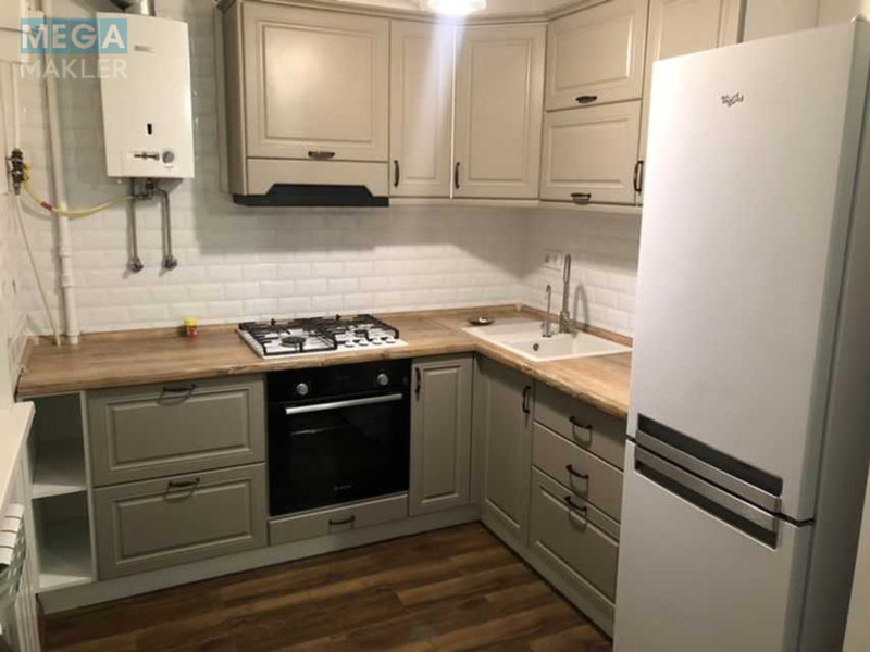 Оренда 2 кімнатної квартири, <a class="location-link" href="/kiev/" title="Недвижимость Київ">Київ</a>, <a class="location-link" href="/kiev/solomenskij/" title="Недвижимость Солом'янський район">Солом'янський р-н</a>, Воздухофлотский просп., 74 (изображение 13)