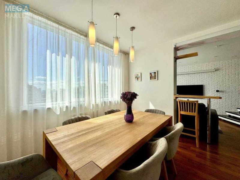 Оренда 3 кімнатної квартири, <a class="location-link" href="/kiev/" title="Недвижимость Київ">Київ</a>, <a class="location-link" href="/kiev/darnickij/" title="Недвижимость Дарницький район">Дарницький р-н</a>, Урловская ул., 40 (изображение 3)