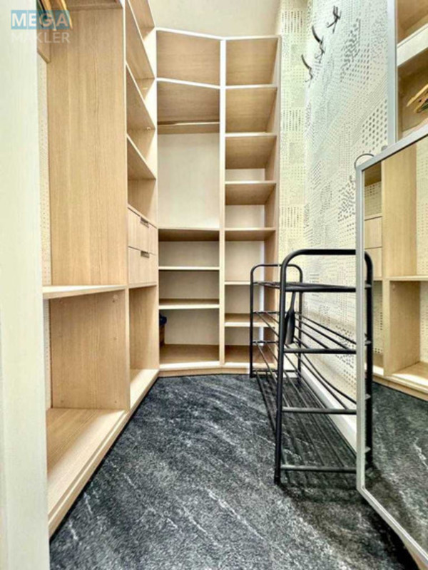 Оренда 3 кімнатної квартири, <a class="location-link" href="/kiev/" title="Недвижимость Київ">Київ</a>, <a class="location-link" href="/kiev/darnickij/" title="Недвижимость Дарницький район">Дарницький р-н</a>, Урловская ул., 40 (изображение 14)