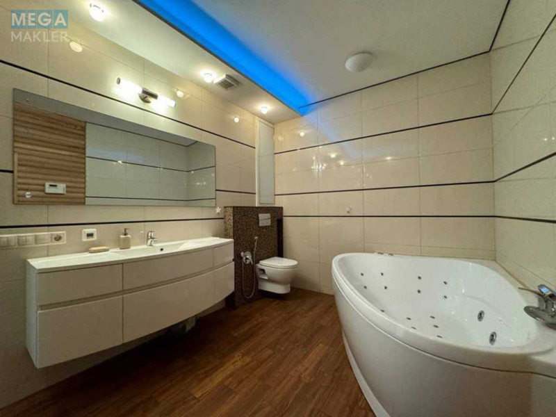 Оренда 3 кімнатної квартири, <a class="location-link" href="/kiev/" title="Недвижимость Київ">Київ</a>, <a class="location-link" href="/kiev/darnickij/" title="Недвижимость Дарницький район">Дарницький р-н</a>, Урловская ул., 40 (изображение 19)