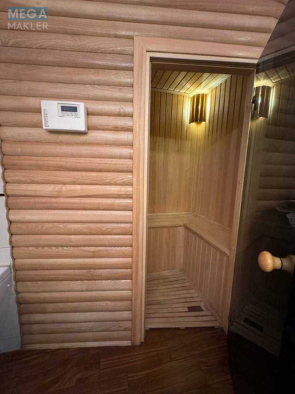 Оренда 3 кімнатної квартири, <a class="location-link" href="/kiev/" title="Недвижимость Київ">Київ</a>, <a class="location-link" href="/kiev/darnickij/" title="Недвижимость Дарницький район">Дарницький р-н</a>, Урловская ул., 40 (изображение 21)